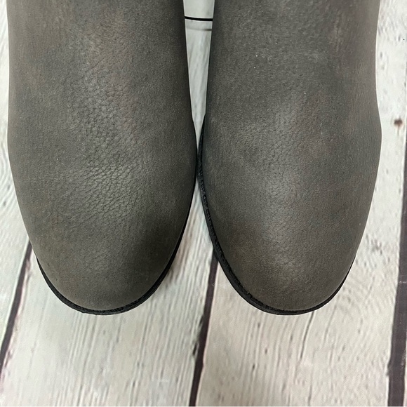 Sun + Stone Cadee Ankle Booties - Picture 10 of 16